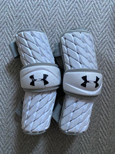 Under Armour Arm Guards