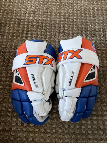 New STX  Lacrosse Gloves