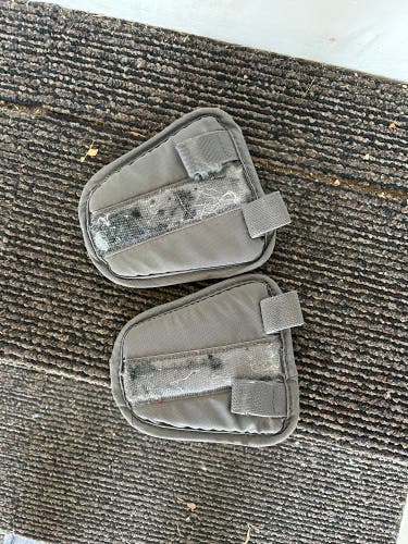 Warrior g2 knee flaps