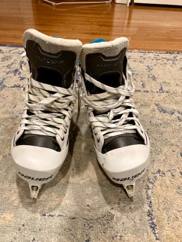 Used Bauer Regular Width  Size 8.5 Reactor 9000 Hockey Goalie Skates
