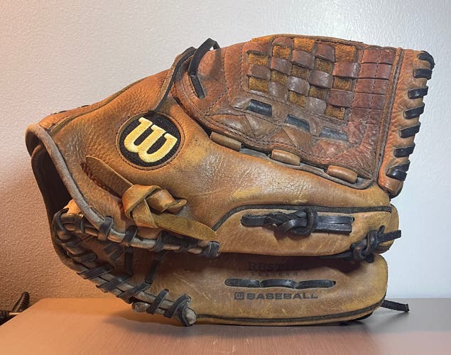 Wilson A0905 Baseball Glove 12 1/2” Rustic Leather