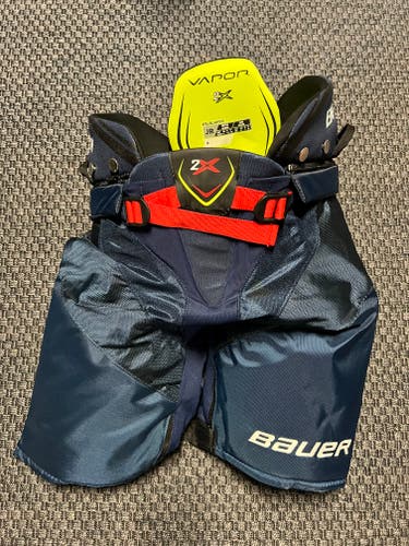 Bauer VAPOR 2X Hockey Pants - Junior XL - Blue - Great condition, hardly worn.
