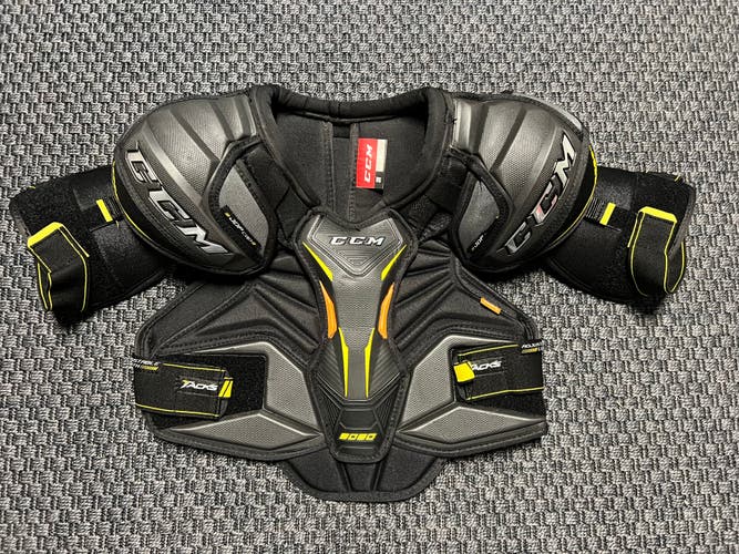 CCM Tacks 9080 - Hockey Shoulder Pads - Senior Small/Junior XL - Like New