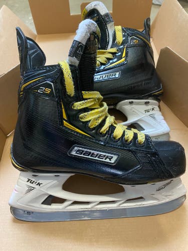 Bauer Supreme 2S skates Size 4