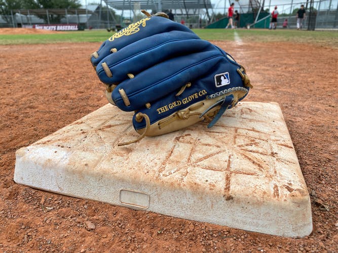 Used Infield 11.75" Heart of the Hide Baseball Glove