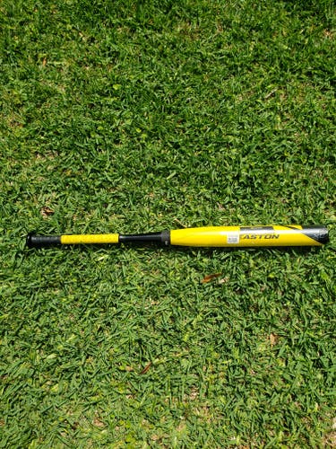 NEW IN WRAPPER Easton XL1 32/22