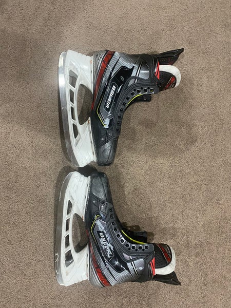 Used Bauer Regular Width Size 8.5 Vapor 2X Pro Hockey Skates