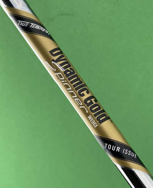Cleveland RTX Zipcore Tour Satin Lob LW Wedge 62-06* LB Low Bounce