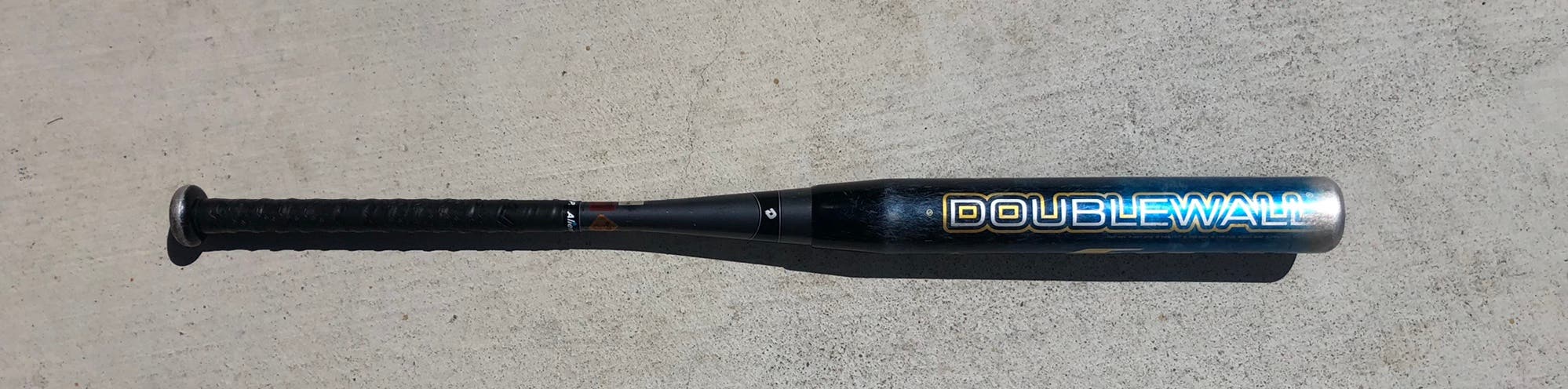 Used DeMarini (-8) 26 oz 34" Doublewall Bat