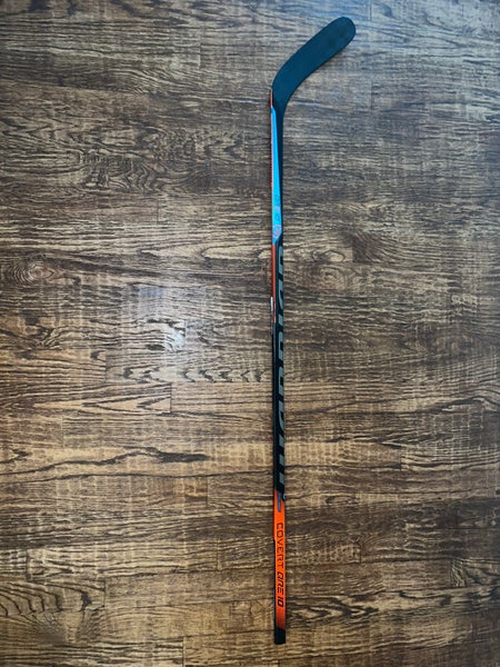 Senior Right Handed W88 Covert QRE10 Hockey Stick