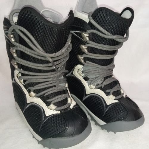 Burton snowboard boots Sapphire women’s size 5 black Burton Snowboard Boots