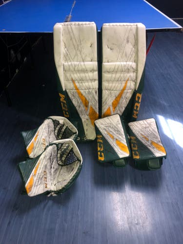 Used 34+2 UAA NCAA D1 CCM Regular Extreme Flex 4 Goalie Full Set
