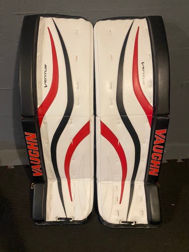 35" Vaughn Ventus LT98 Goalie Leg Pads