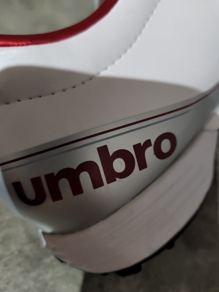 Umbro White/silver/red New Size 9.0 (Women's 10) Indoor Umbro 