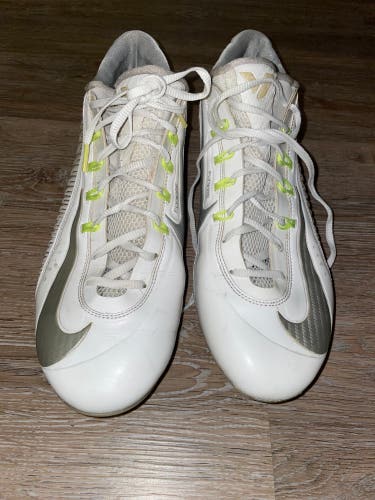 White Used Size 12 (Women's 13) Low Cut Vapor Carbon