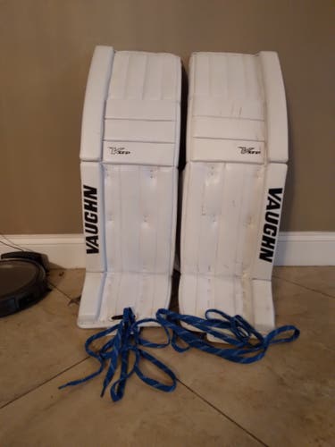 Vaughn Velocity XFP Goalie Leg Pads Pro Stock 35" +2