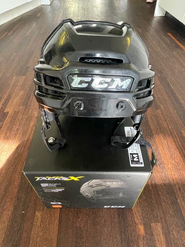 Used Medium CCM  Super Tacks X Helmet