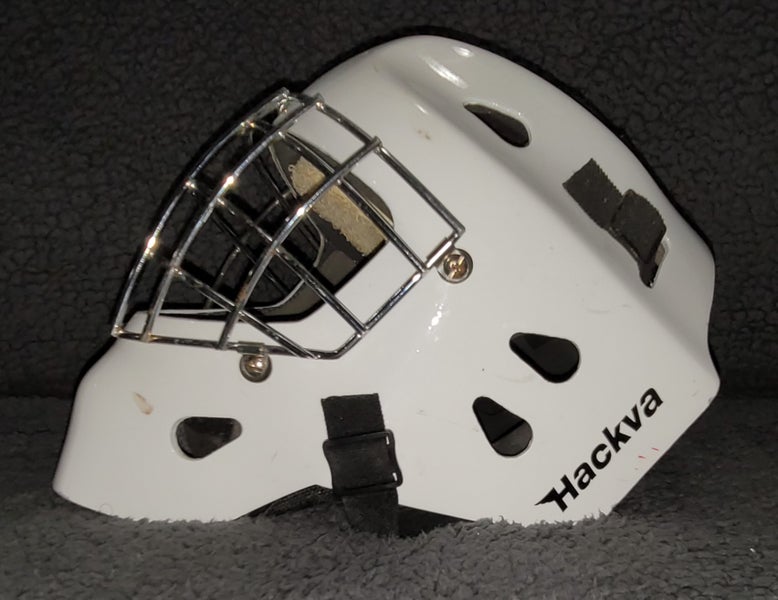 Senior Medium Hackva Goalie Mask