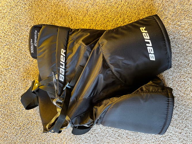 Youth Large Bauer Hockey Pants