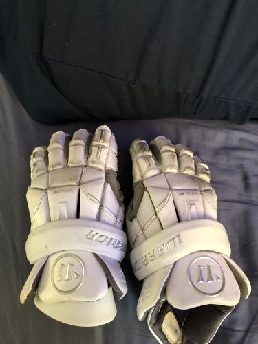 Used Warrior Evo QX player gloves Large