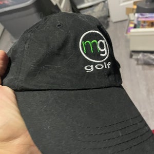Golf hat with adjustable MG golf