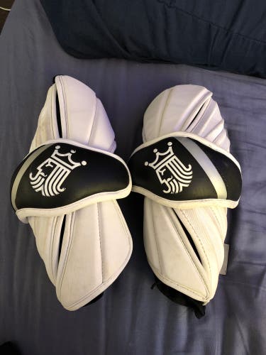 Brine king elbow pads
