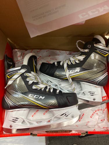 New CCM Extra Wide Width  Size 6.5 Tacks Hockey Skates