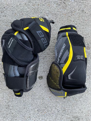 Used Medium Bauer Supreme 1s Elbow Pads