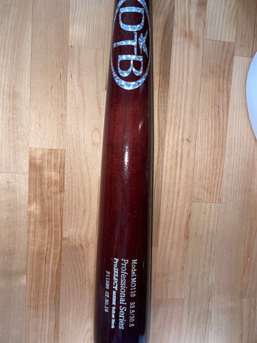 Wood (-3) 30.5 oz 33.5" MO110 Bat