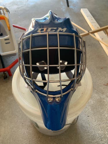 Used CCM  9000 Goalie Mask
