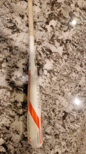 Used USSSA Certified 2018 Easton Composite Ghost X Bat (-12) 15 oz 27"