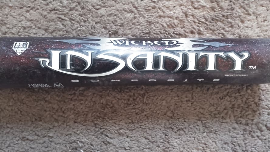 Used Worth Composite Wicked Bat (-4) 30 oz 34"