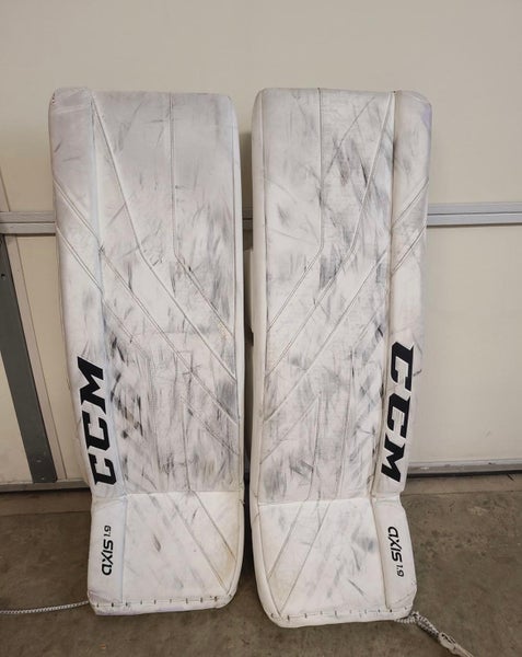 34" CCM Axis 1.9 Goalie Leg Pads