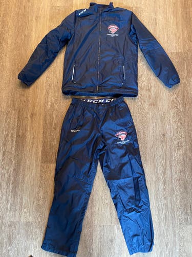 USA Development Navy Adult Unisex Used CCM Warm Up Suit