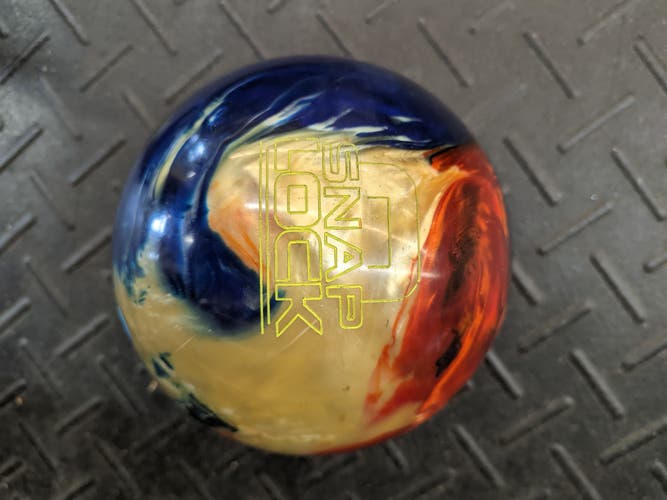 Used Storm snap lock 15 lb bowling ball