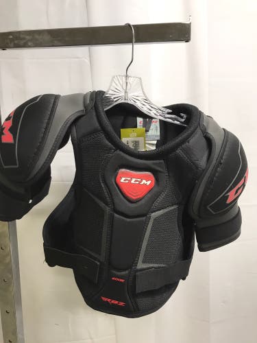 CCM Used Medium Senior Shoulder Pads