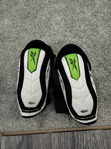 Used Reebok 16K Elbow Pads