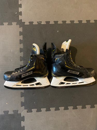 Used Bauer Regular Width  Size 7 Supreme 2S Pro Hockey Skates