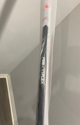 New Left Hand P28/77 Vapor Hyperlite Hockey Stick