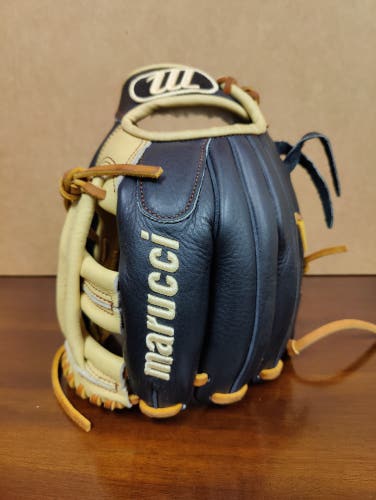 Used Marucci YOUTH 11.25 RHT Glove