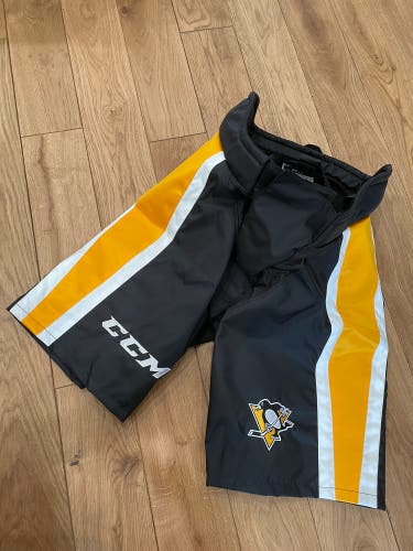 CCM 9K Pro Stock Hockey Shell small PP90