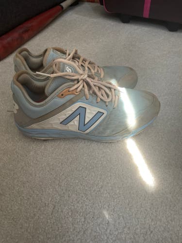 Baby blue new balance 3000v3 cleats size 9