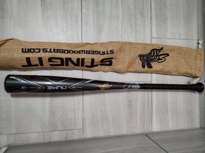 NEW IN WRAPPER Stinger Nuke 2021 BBNUKE3 31" 31/28 -3 Drop 3 BBCOR Baseball Bat with Paint Scratch