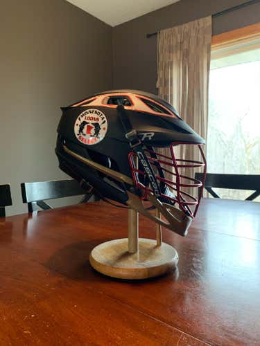 Used Player's Cascade R Helmet