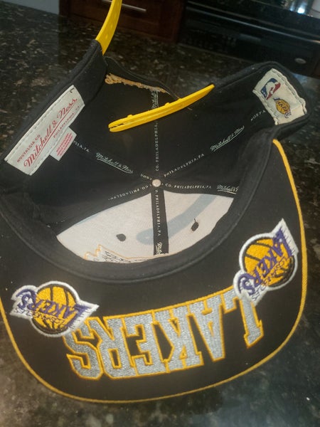 Vintage Snapback Hat Mitchell& Ness - LA Lakers Hat - Size 7 1 / 4 |  SidelineSwap