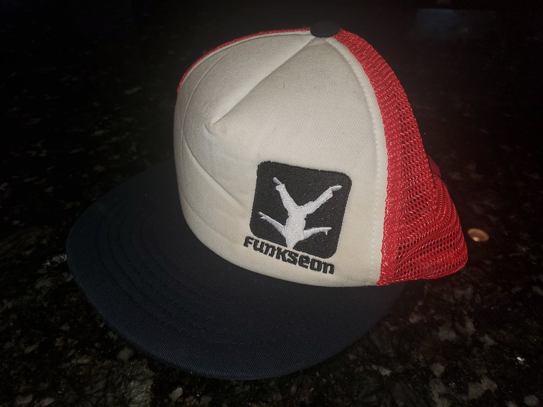 Mitchell & Ness Tennessee Retrodome Pro Hat