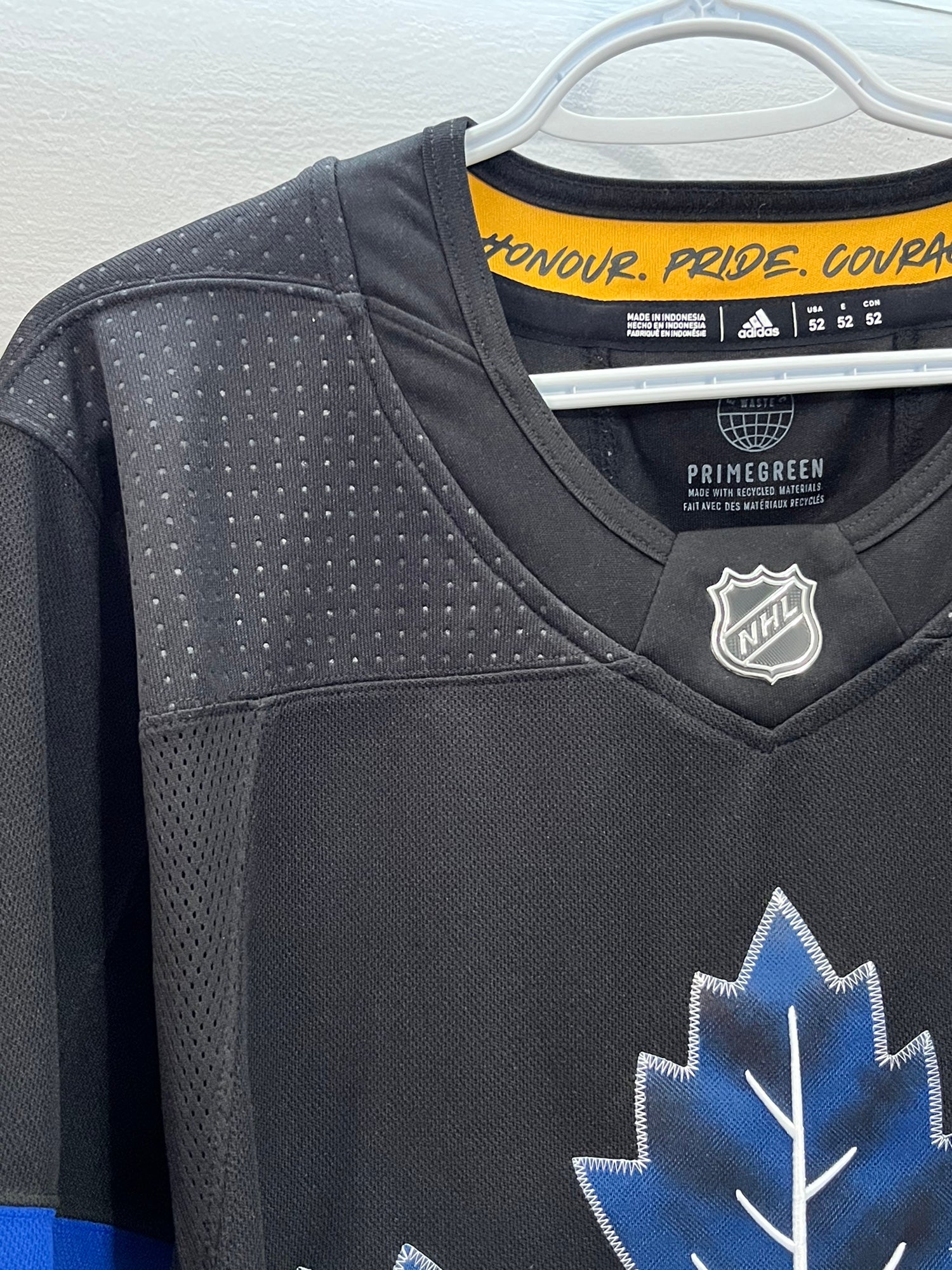 アディダス ユニフォーム トップス メンズ Auston Matthews Toronto Maple Leafs adidas Authentic  Player Jersey Blue 通販