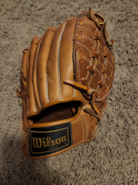 Wilson Right Hand Throw A2620 Paul Blair signature series Baseball Glove 11"