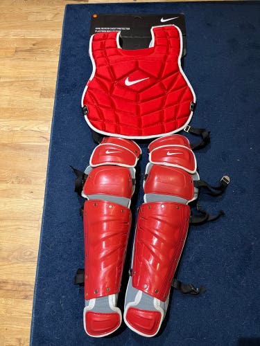 Nike Catcher's Set