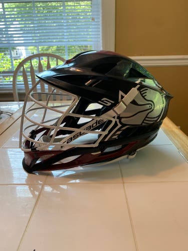 Player's Cascade S Helmet